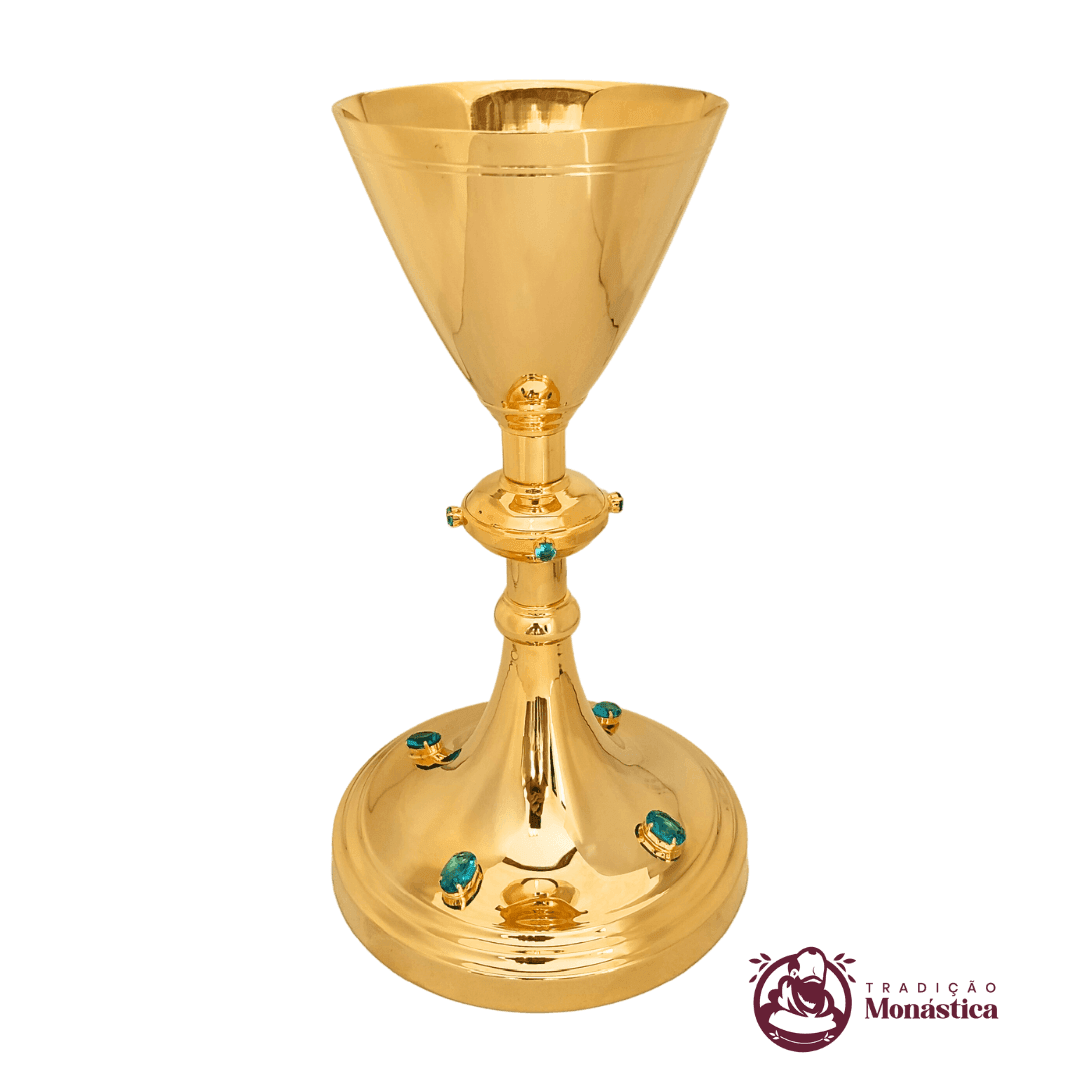 Cálice Banhado em Ouro com Detalhes em Pedras Verdes - 1