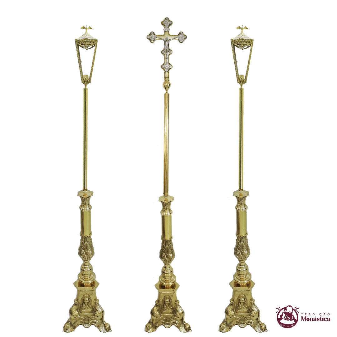 Conjunto de Cruz e Tochas para Procissão - Base Jesus, Maria e José - 1